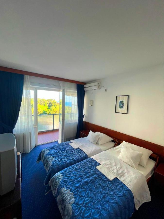Corpus B - Hotel Albatros Ulcinj Exterior foto