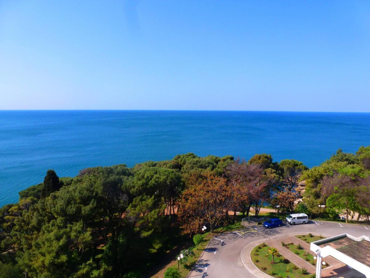 Corpus B - Hotel Albatros Ulcinj Exterior foto