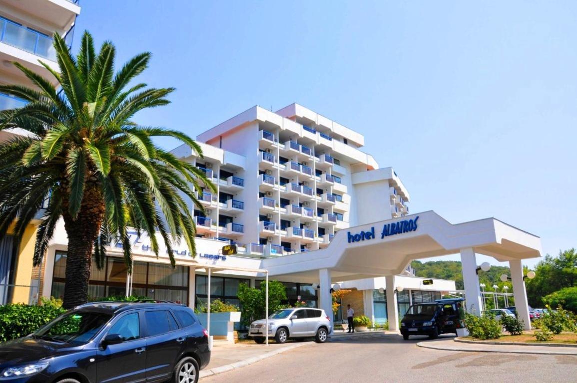 Corpus B - Hotel Albatros Ulcinj Exterior foto