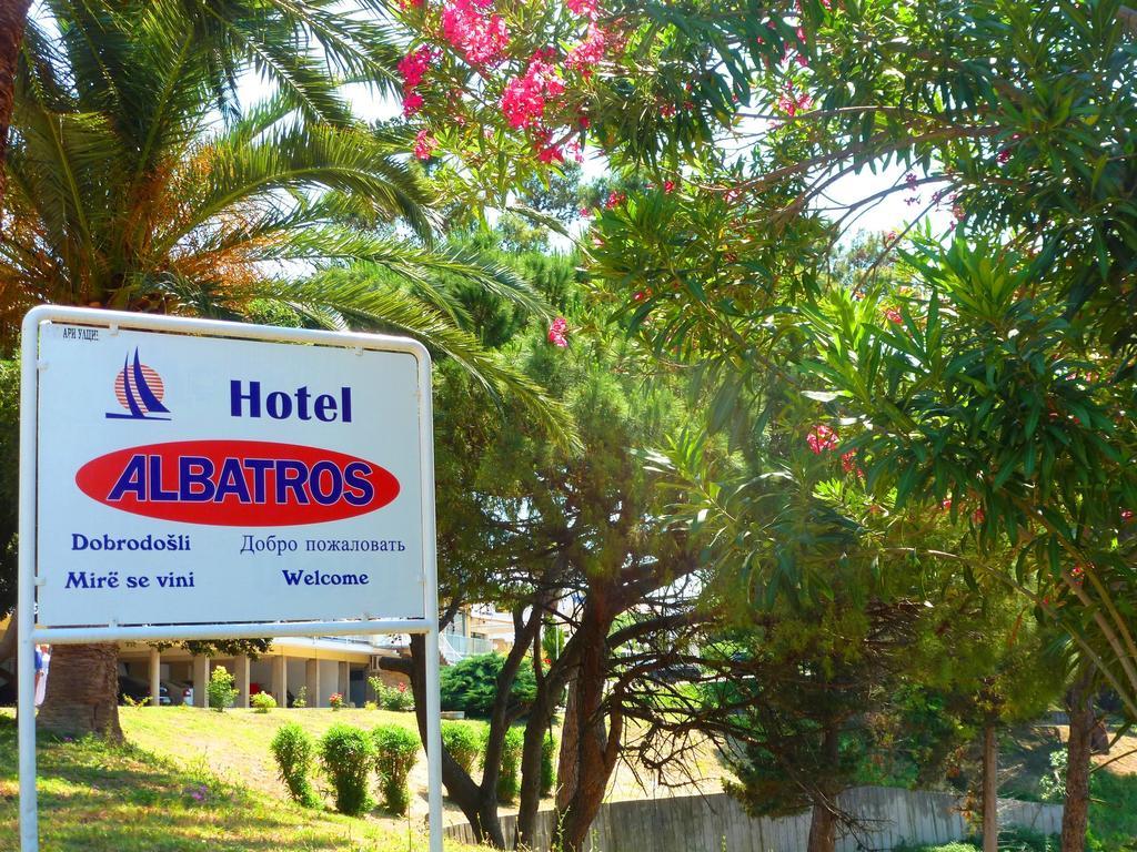 Corpus B - Hotel Albatros Ulcinj Exterior foto