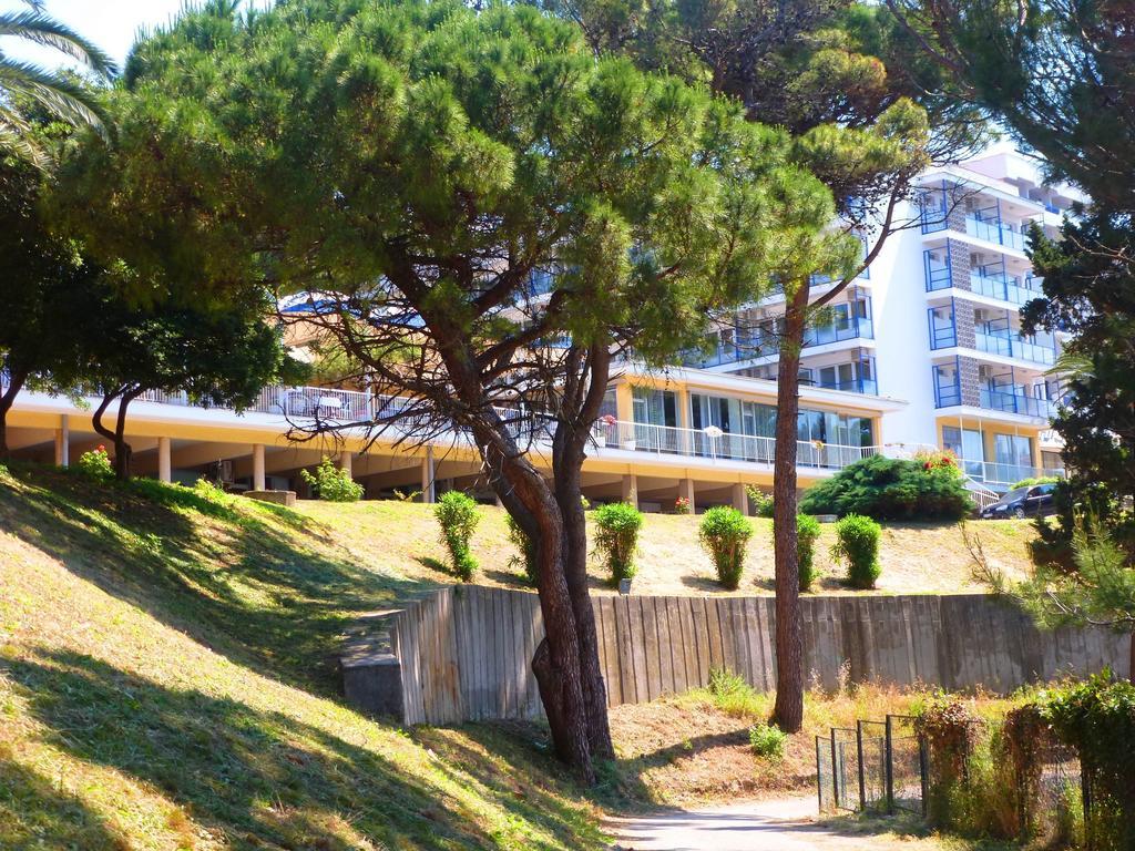 Corpus B - Hotel Albatros Ulcinj Exterior foto