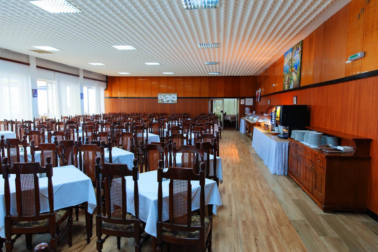 Corpus B - Hotel Albatros Ulcinj Exterior foto